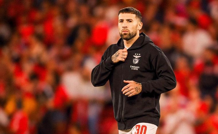 El defensor se refirió a una posible llegada a Núñez. Foto: Instagram @nicolasotamendi30