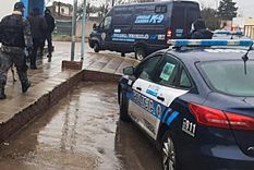 La joven de 22 años fue asesinada a puñaladas por su pareja mientras sus hijos dormían
