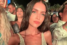 Zaira Nara nos propone llevar el glamour a la playa en nuestro próximo viaje Foto: Instagram
