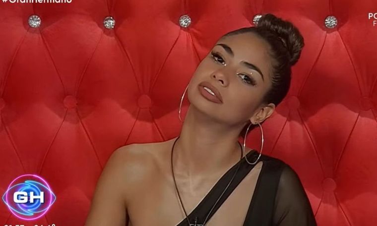 Se viralizó un video de Daniela Celis, de Hermano, como albañil Lo compartió su hermana en Instagram