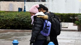 La irrupción de aire frío que afectó a la zona central del país se retirará lentamente, dando paso a una nueva etapa marcada por un progresivo ascenso térmico. La irrupción de aire frío que afectó a la zona central del país se retirará lentamente, dando paso a una nueva etapa marcada por un progresivo ascenso térmico.