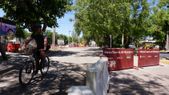Las obras del Metrotranvía en Godoy Cruz modificaron la ciclovía del Barrio Bancario. Algunos tramos obligan a circular por la calle y aún no tienen señalización. Las obras del Metrotranvía en Godoy Cruz modificaron la ciclovía del Barrio Bancario. Algunos tramos obligan a circular por la calle y aún no tienen señalización.