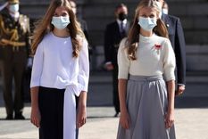 letizia esta vistiendo igual a su hija: ¿le copio?