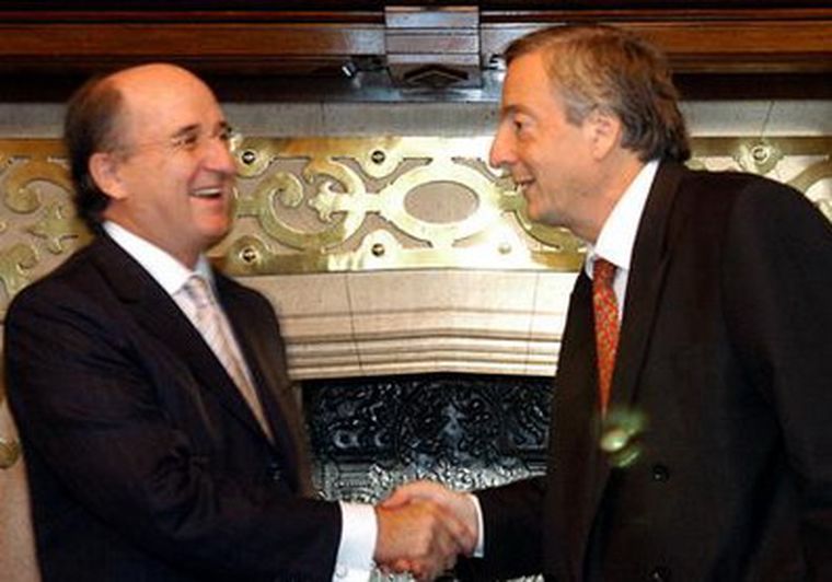 Antonio Brufau (Repsol YPF) y Néstor Kirchner. Foto: Argenpress