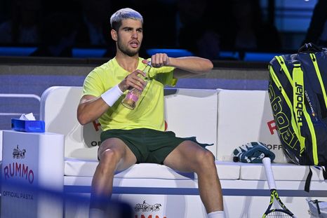 Alcaraz confirmó su baja por lesión y es un gran golpe para España. Alcaraz confirmó su baja por lesión y es un gran golpe para España.