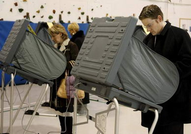 Brasil y Paraguay son dos de los impulsores del voto electrónico en Latinoamérica. Foto: EFE