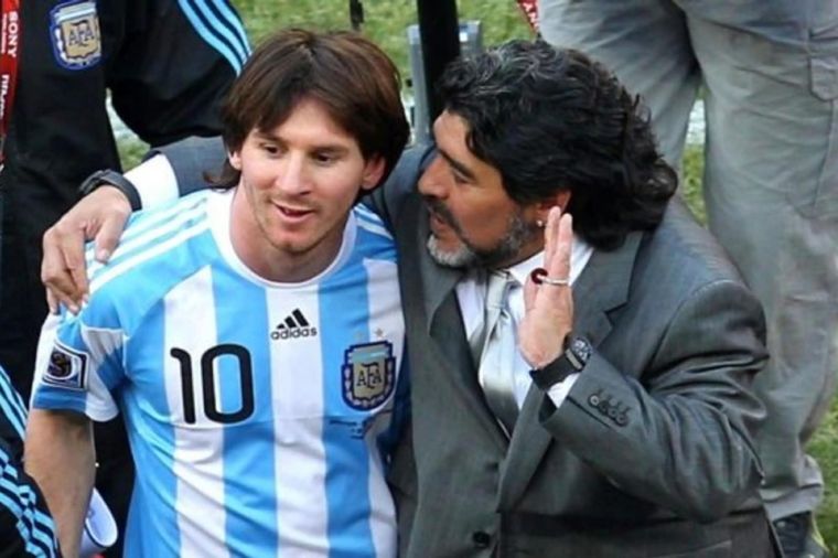 Bochini comparó cómo se jugaba en la época de Maradona y la de Messi. Bochini comparó cómo se jugaba en la época de Maradona y la de Messi.
