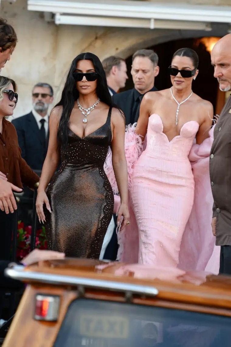 Kim y Khloé Kardashian-