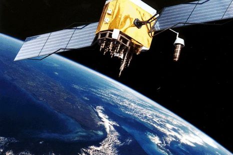 Un grupo de satélites vigilan la Tierra y combaten el crimen