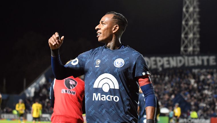 El colombiano destacó a Andino. Foto: ALF PONCE MERCADO / MDZ