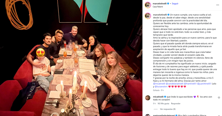 El presentador con su familia. El presentador con su familia.