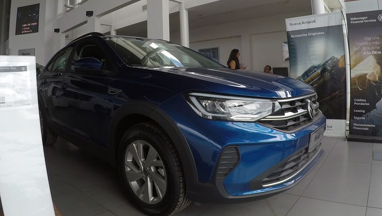 Los cero kilómetro repuntan de la mano de algunas bajas en dólares Foto: ALF PONCE MERCADO / MDZ