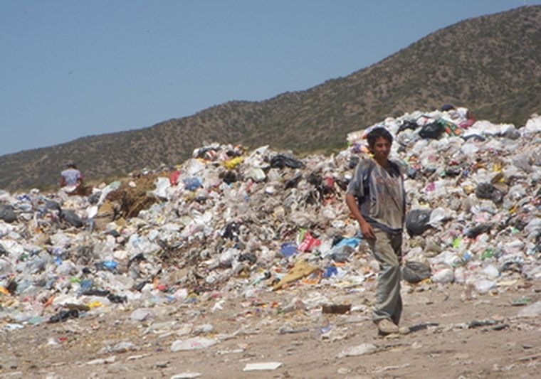 El Campo Pappa, sitio de basurales. Foto: Ulises Naranjo / MDZ.