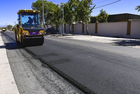 El Municipio utiliza materiales de última generación para mejorar la durabilidad del pavimento. &nbsp;
