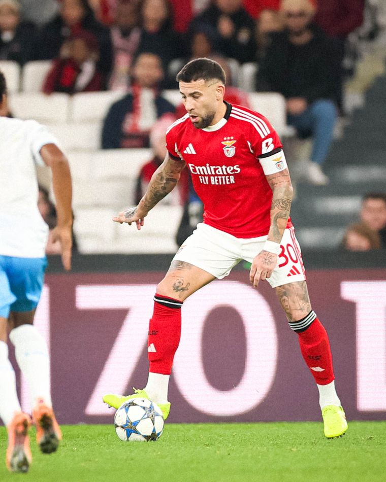 Nicolás Otamendi es uno de los nombres que suenan en Barcelona. Nicolás Otamendi es uno de los nombres que suenan en Barcelona.