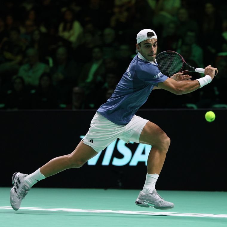 Cerúndolo perdió por detalles ante Zverev y luego Argentina quedó afuera de la Copa Davis. Cerúndolo perdió por detalles ante Zverev y luego Argentina quedó afuera de la Copa Davis.