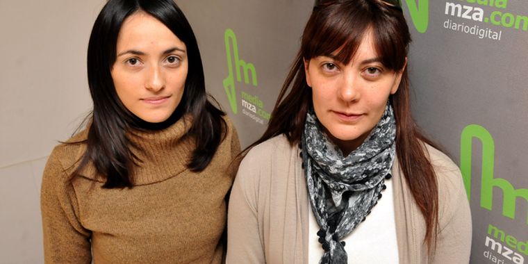 Paola Mastrocola y Natalia Míccoli, del Área de Política Institucional de FUNDAR. Foto: Mediamza.com
