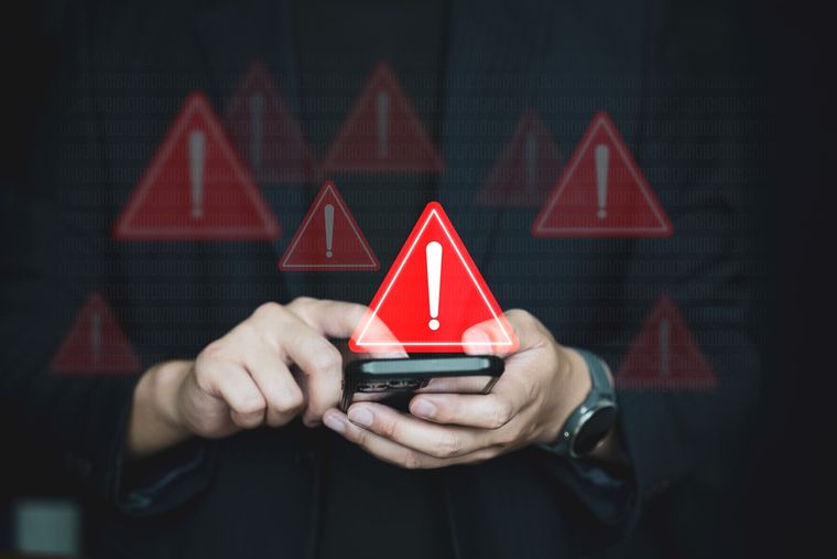 Los expertos alertan que el error en OxygenOS compromete la seguridad de los OnePlus más recientes. Los expertos alertan que el error en OxygenOS compromete la seguridad de los OnePlus más recientes.