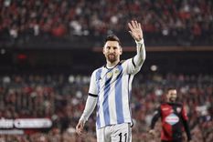 Los hinchas de Newells le hicieron un especial pedido a Messi. Foto: NA