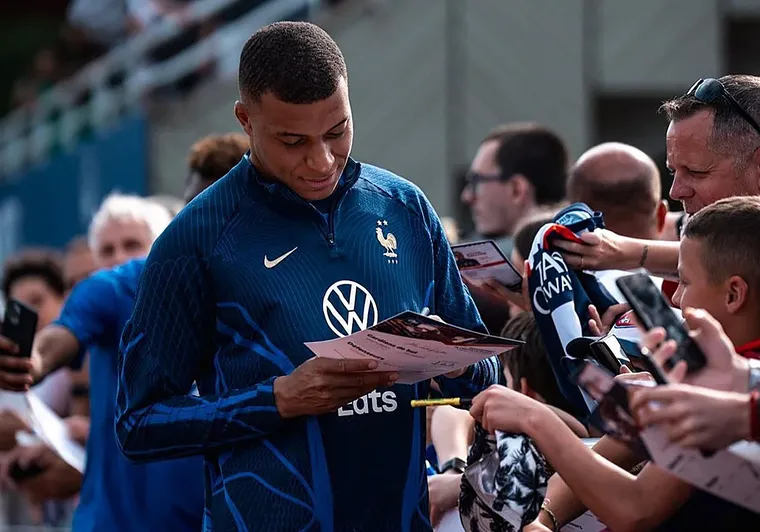 Kylian Mbapeé Kylian Mbapeé