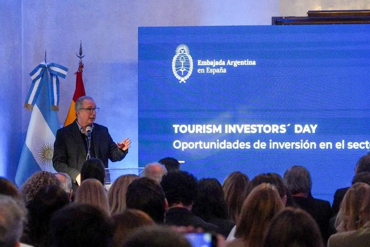 Passalacqua presentó a Misiones como un destino clave en Fitur. Passalacqua presentó a Misiones como un destino clave en Fitur.