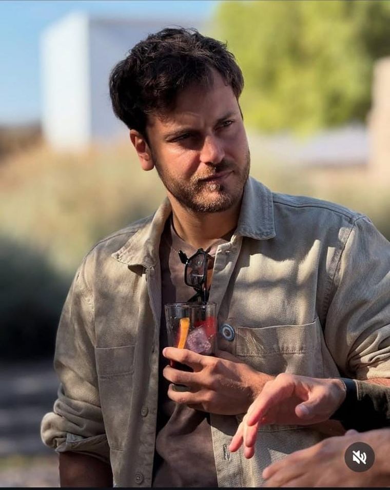 Andrés Gil hizo un fuerte descargo en redes sociales tras los rumores que lo pusieron en el rol del tercero en discordia. Andrés Gil hizo un fuerte descargo en redes sociales tras los rumores que lo pusieron en el rol del tercero en discordia.