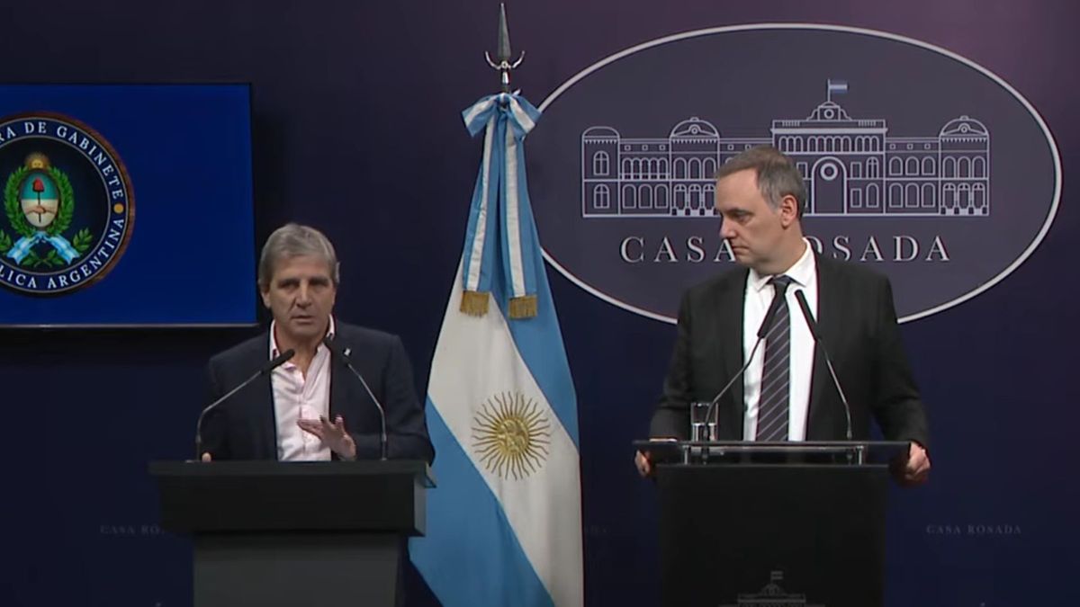 Manuel Adorni: una extraña advertencia a Javier Milei en una semana clave para el país