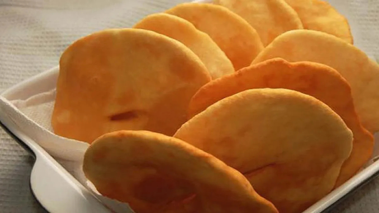 Receta de hacer tortas fritas tradicionales.