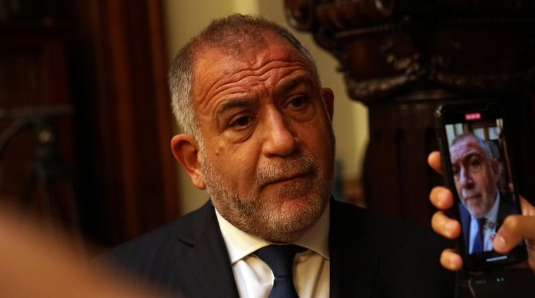 El presidente del bloque de senadores del PRO, Luis Juez, sostuvo que sería candidato a gobernador en Córdoba por LLA. Foto: Julián Volpe / MDZ