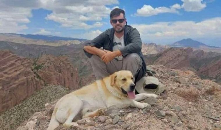 Lucas Raymundo Bustos murió al caer al vacío mientras realizaba una excursión. Foto: NA