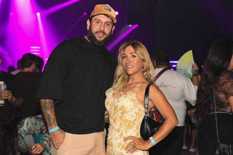 Lichi y Andrea pasando una velada única. Lichi y Andrea pasando una velada única.