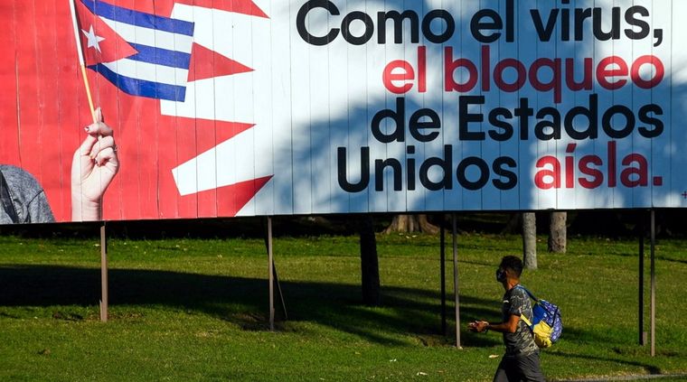 Cuba desde hace muchas décadas convive con el bloqueo. Foto: Jornada.