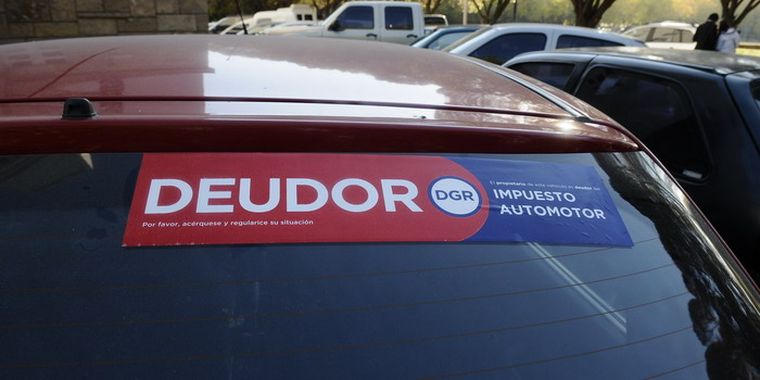 Se inició un plan de escrache. Pero hasta ahora lo que más resultado ha dado es el aumento de las alícuotas. Foto: Alf Ponce / MDZ