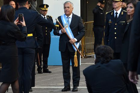 El Gobernador Alfredo Cornejo y los intendentes: cómo están en la encuesta. El Gobernador Alfredo Cornejo y los intendentes: cómo están en la encuesta.