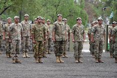 Los haberes del personal militar volverán a actualizarse en septiembre según la grilla oficial. Los haberes del personal militar volverán a actualizarse en septiembre según la grilla oficial.