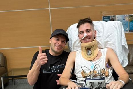 Juan Cruz Yacopini recibió la visita de su copiloto, Dani Oliveras Juan Cruz Yacopini recibió la visita de su copiloto, Dani Oliveras