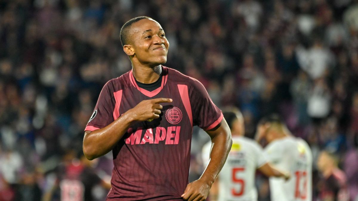 Lanús logró un valioso triunfo por la mínina ante Always Ready y se acomodó en su grupo