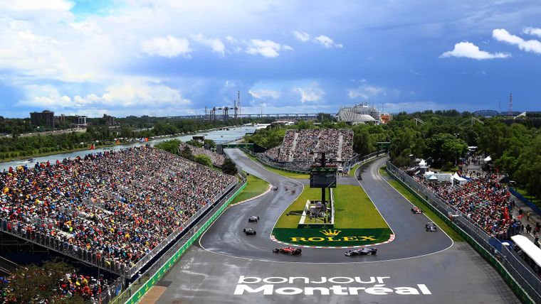 La curva 10 es una parte clave del circuito de Montreal. La curva 10 es una parte clave del circuito de Montreal.