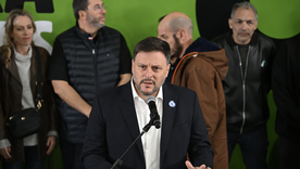 Leandro Santoro quedó en segundo lugar con el 27% de los votos, según los primeros resultados Foto: NA