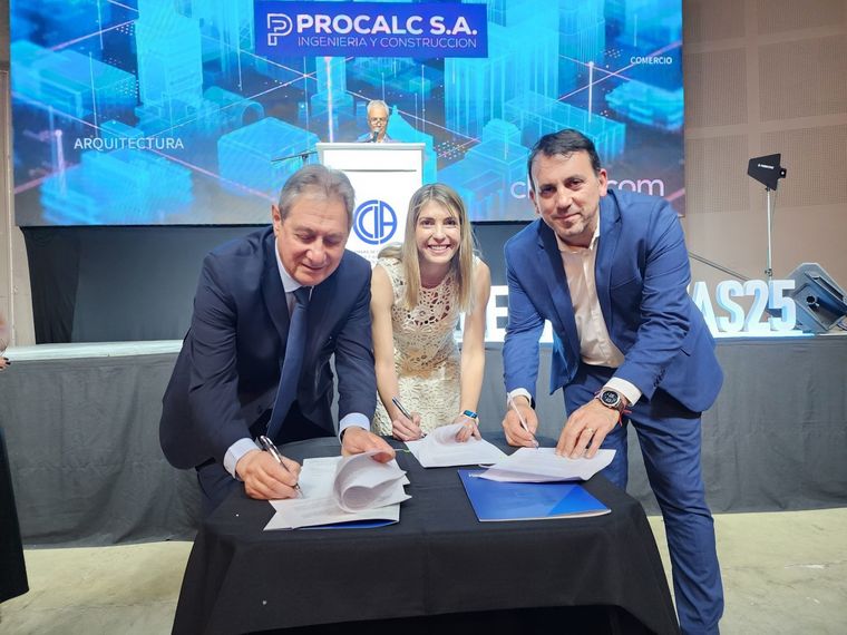 Resulta alentador que la actual gestión de la DGE, encabezada por su ministro Tadeo García Zalazar, firmara un acuerdo con la empresa metalúrgica Tassaroli de San Rafael. Resulta alentador que la actual gestión de la DGE, encabezada por su ministro Tadeo García Zalazar, firmara un acuerdo con la empresa metalúrgica Tassaroli de San Rafael.