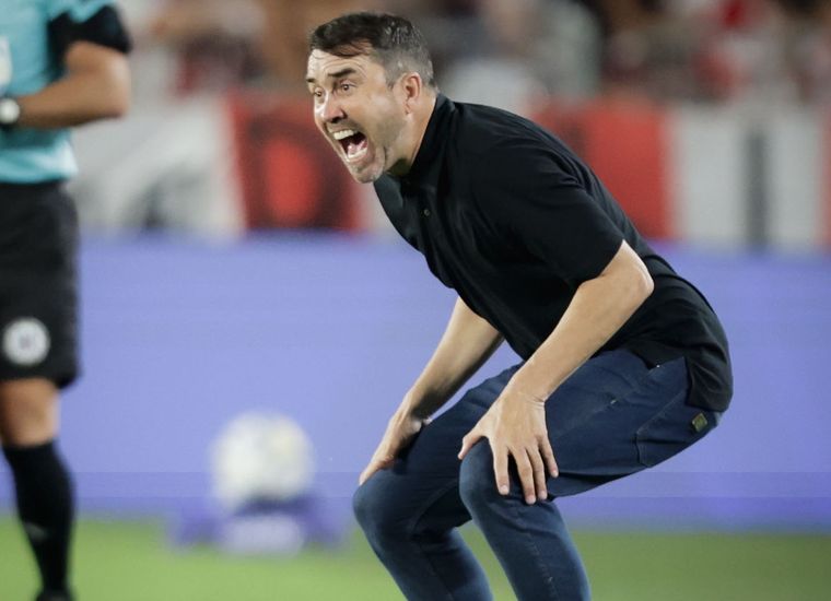 El Chacho Coudet tuvo su estreno en el Monumental con una nueva victoria.