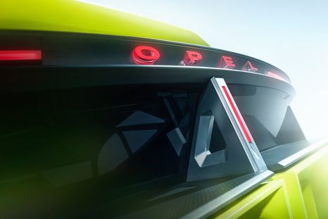 Opel anticipa un concept eléctrico de alto rendimiento