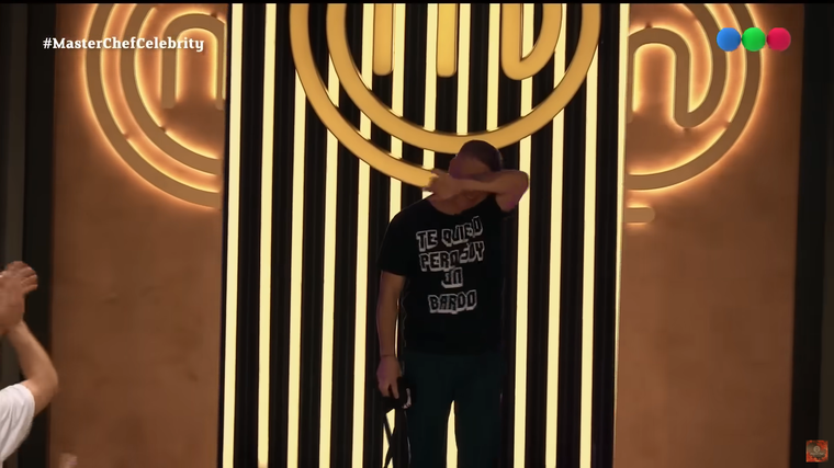 Pablo Lescano emocionado tras renunciar a MasterChef Celebrity. Foto: captura de video YouTube/ MasterChef Argentina. Pablo Lescano emocionado tras renunciar a MasterChef Celebrity. Foto: captura de video YouTube/ MasterChef Argentina.