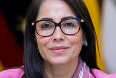 Luisa González, posiblemente la próxima presidenta de Ecuador. Foto: Wikipedia.