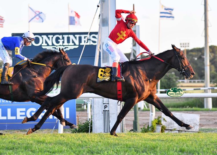 The Punisher y Martín Valle fueron los héroes de la reunión más importante de la temporada de turf de Argentina.