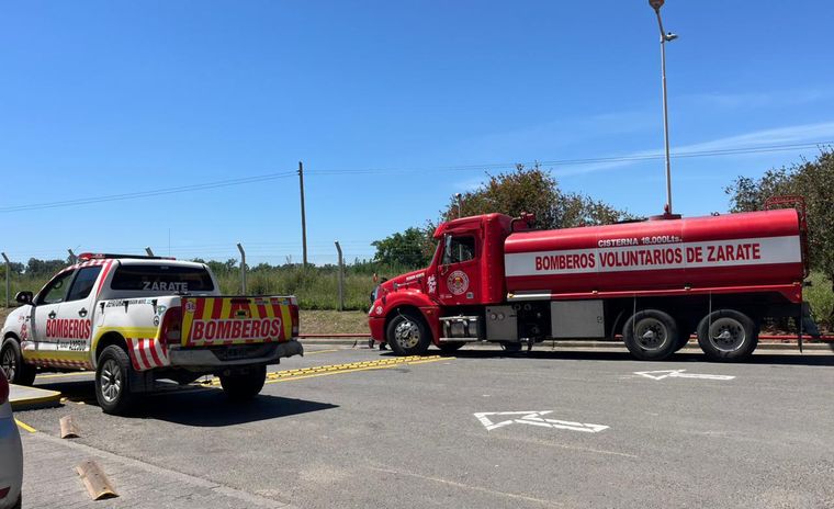 La Autopista Ezeiza-Cañuelas quedó nuevamente habilitada al tránsito este sábado, luego de haber permanecido cerrada por la explosión.
