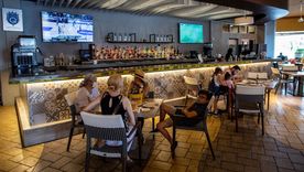 El restaurante Metropol se destaca por sus platos de comida de Puerto Rico y de Cuba, por eso es el elegido por muchos latinos en Miami. 