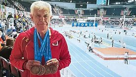 La historia del hombre que con 82 años rompe marcas mundiales en ultramaratones