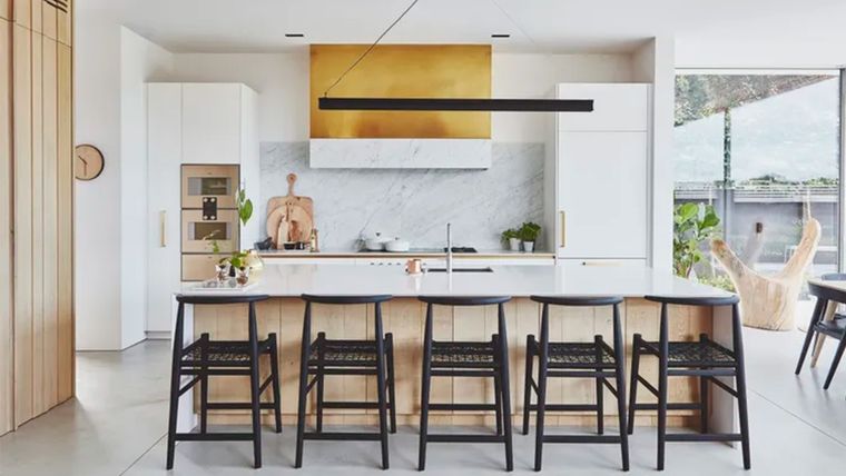 una buena iluminación puede marcar la diferencia en el éxito de un diseño de cocina. Foto: Blakes London