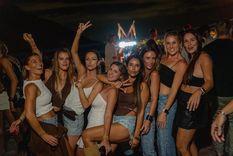sunset, cachengue y onda: todas las fotos de una fiesta cool en isidris